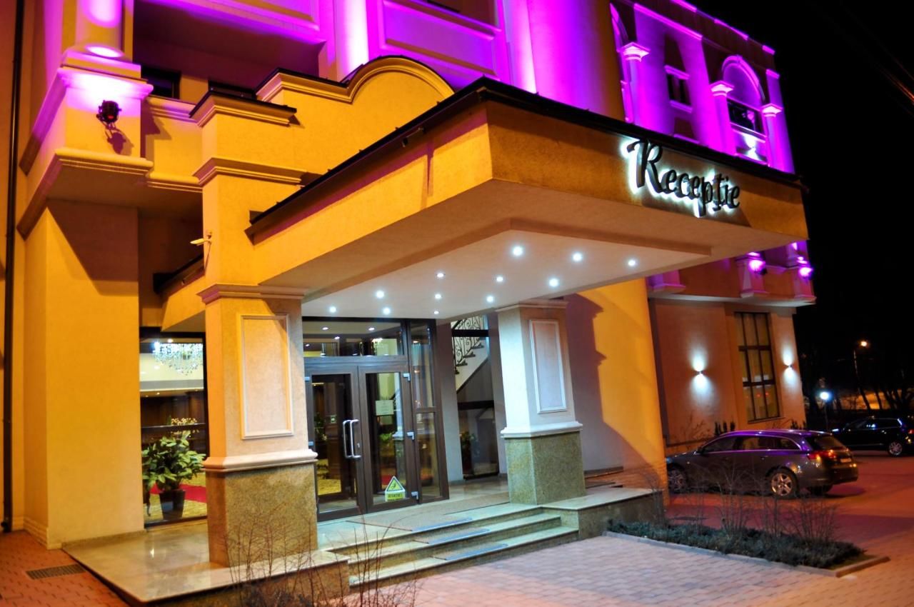 Отель Hotel Balada Сучава-21
