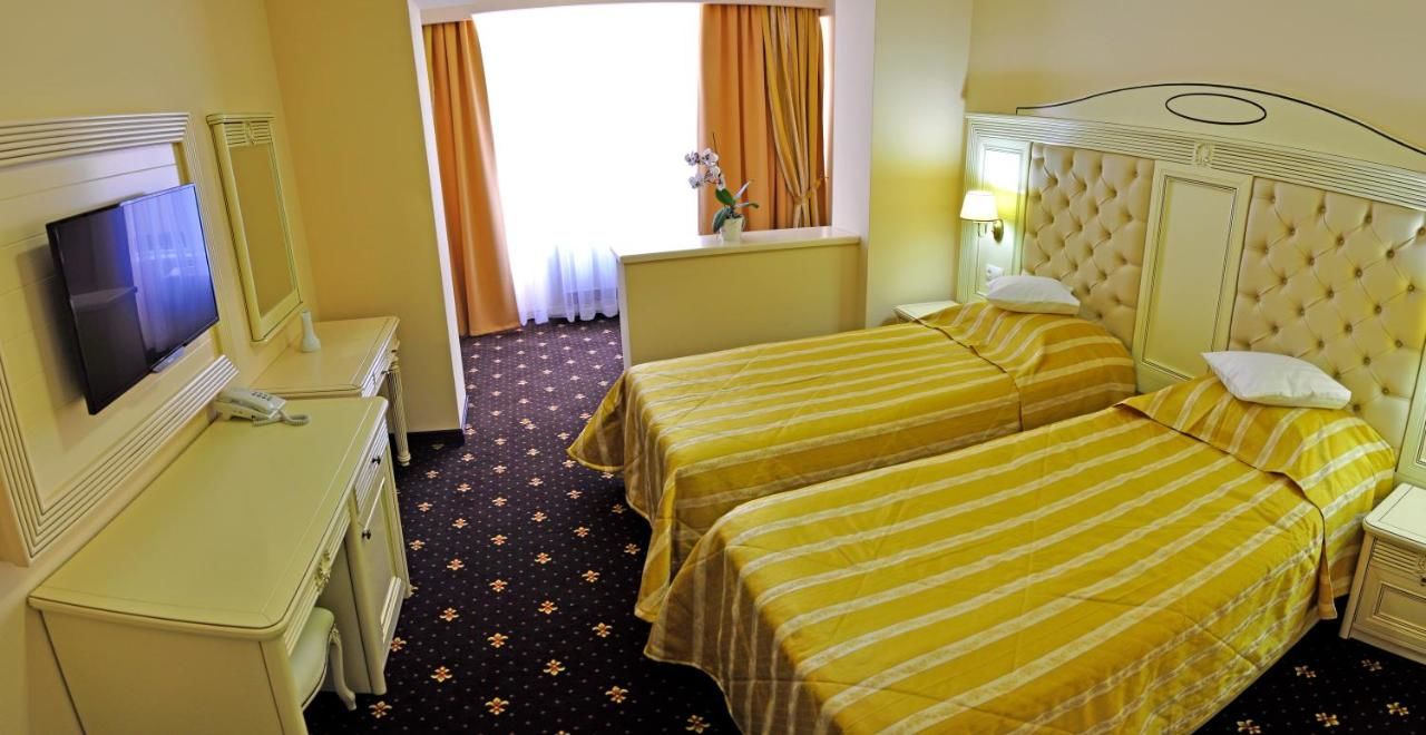 Отель Hotel Balada Сучава-26